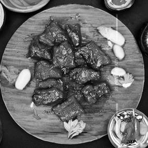 Laham Al Faham [Beef]