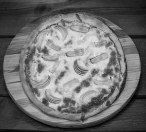 Onion Pizza