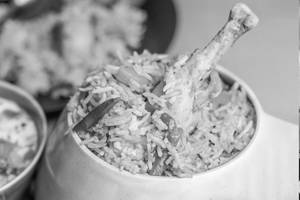 Murgh Handi Biryani [700 Gm]