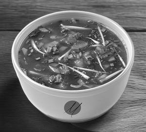 Veg hot and sour soup
