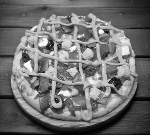Paneer tandoori pizza [stellars special pizza]