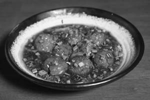 Veg Manchurian [500 Gm]