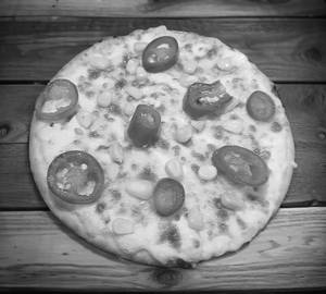Jalapeno and corn pizza