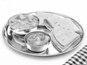 Matar Paneer With Roti Or Rice