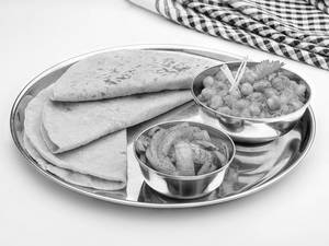 Chatpate Chole With Roti Or Rice