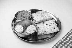Egg Curry - Rumali Roti Combo