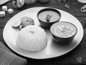 Dilli Ki Paneer Makhani - Peeli Dal Tadka - Rice Combo