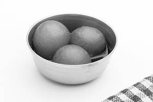 Gulab Jamun (3 Pcs)