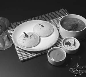 Idli [2 Pieces] With Sambar And Chutney