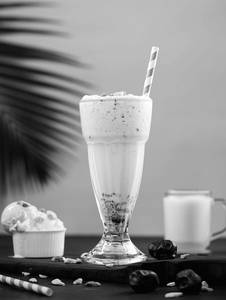 Royal Dry Fruit Milkshake