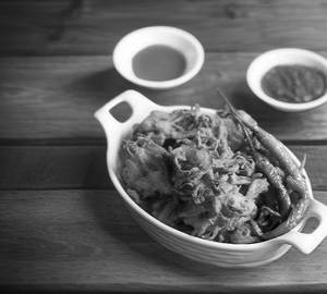 Kanda Bhaji(Onion Pakoda)