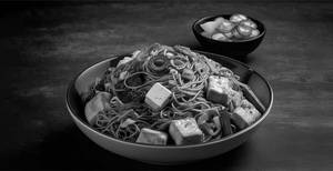 Paneer Vegetable Noodles