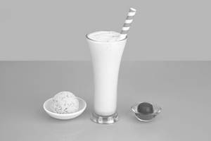 Gulab Jamun Milkshake