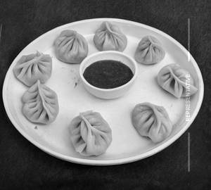 Veg Momos 