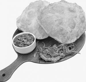 Chole Bhature [250 ml Chole]