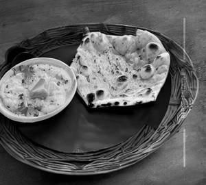 Folidang butter naan