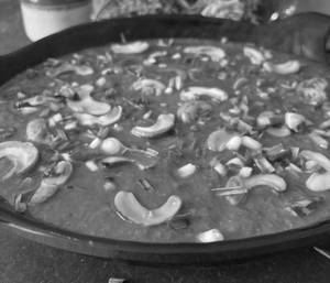 Cashew palak curry(half)