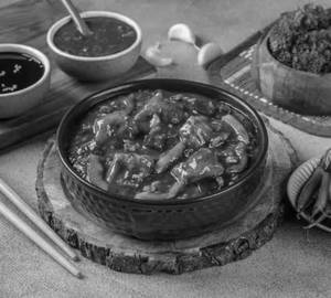 Chilli Paneer Gravy (8 pc)