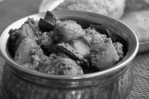 Bengali Alu Dum