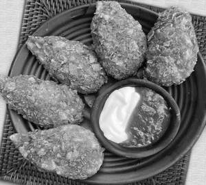 Kurkure veg momos (6 pcs)