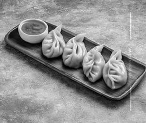 Schezwan Steamed Momos
