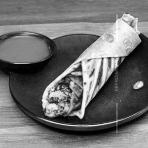 Schezwan Egg Roll
