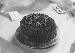 Choco Burst Cake [1 Pound]