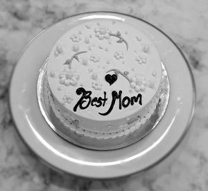 Vanilla Delight Mother's Day Cake