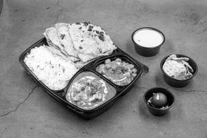 Paneer Makhani Pindi Chole Meal