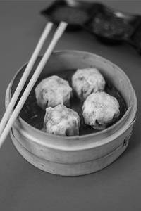 Egg Wrapped Dumpling (4 Pc)