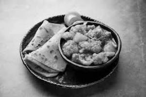 Aloo Gobi With 2 Paratha