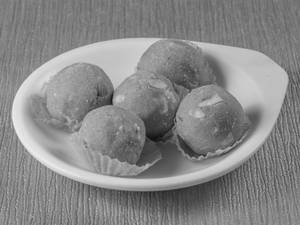Besan Ladoo Desi Ghee