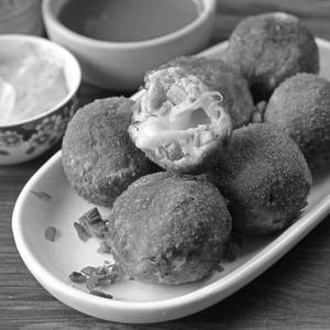 Cheesy Nuggets (10pcs)