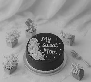 Eggless Sweet Mom Chocolate Cake