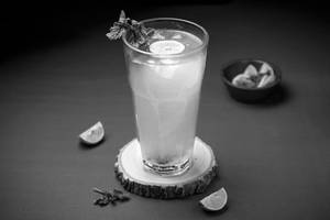 Passion Fruit And Mango Lemonade