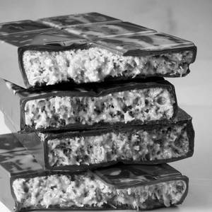 Dubai Viral Kunafa Chocolate Bar (240 Gm)