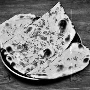 Garlic butter naan