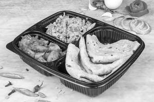 Egg Bhurji Roti Thali