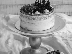 Classic Tiramisu Cake | Eggless | Vegan (1KG)