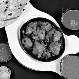 Puri chicken bharta