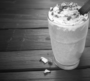 Kitkat milk shake