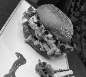 Whole Wheat Paneer Burger