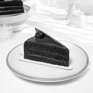 Eggless Dense Dark Chocolate Cake [TLc]