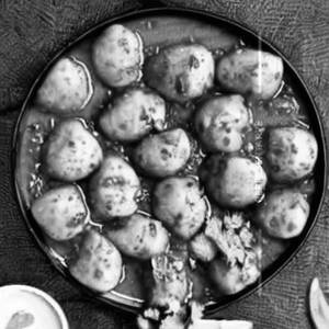 Dum Aloo Kashmiri 