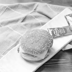 Spl Paneer Maharaja Burger