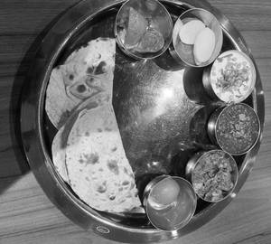 Desi Thali