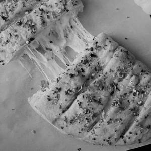 Ultimate Garlic Bread Slices