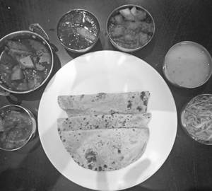 Fish Thali Roti
