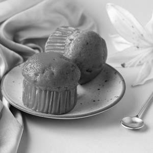 Red Velvet Muffin Medium