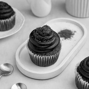 Red Velvet Chocolate Cupcake